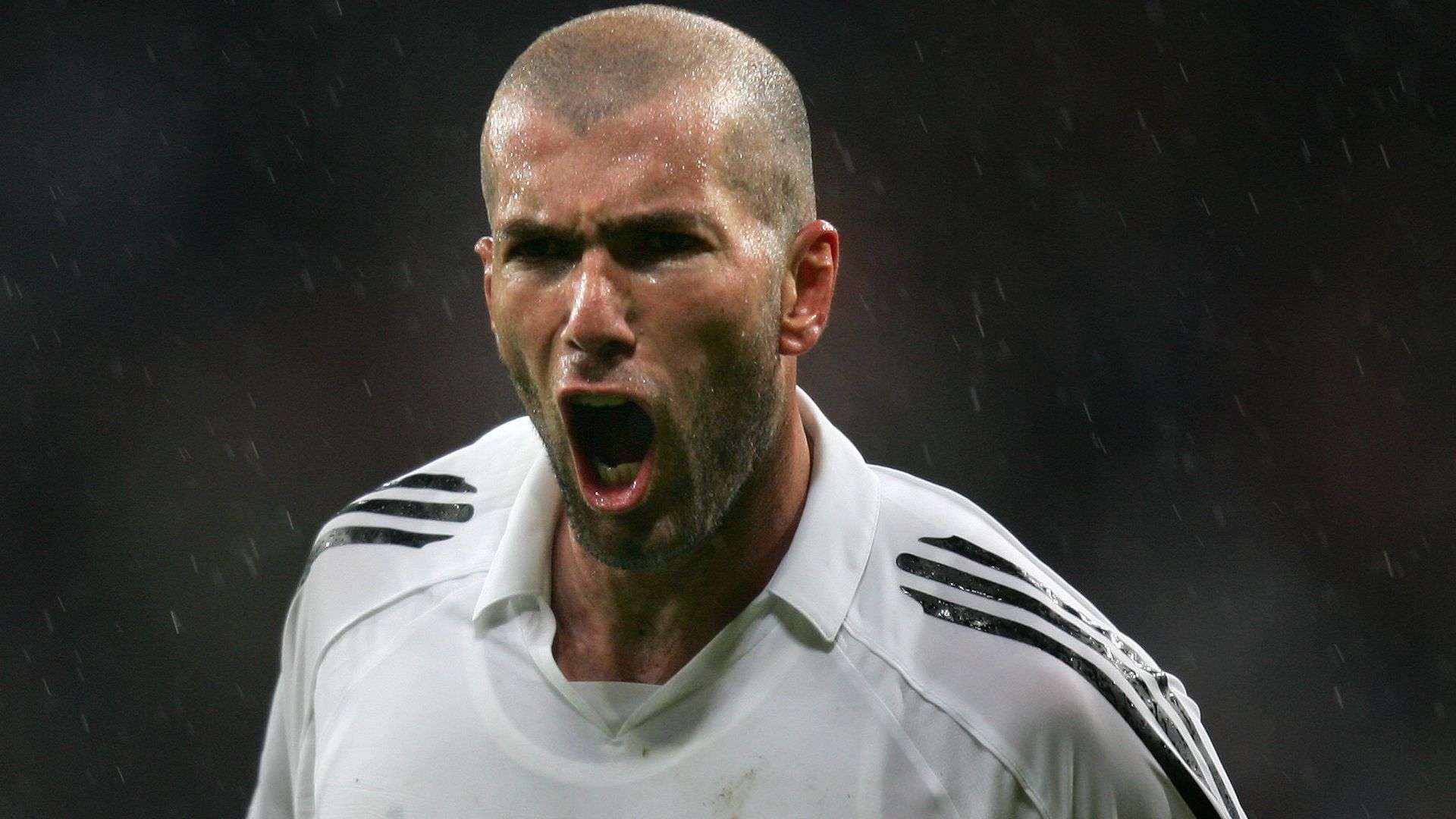 内马尔在巴黎的繁华夜生活揭秘与巴西球员的风采并存